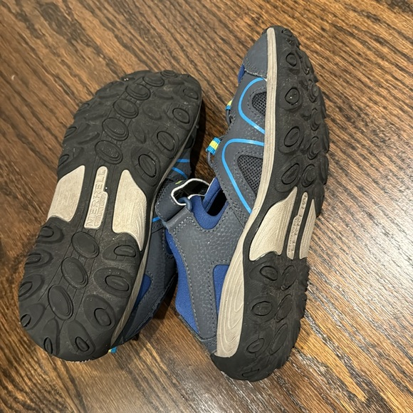 Merrell hydro hiking sandal size 3 - Picture 4 of 4